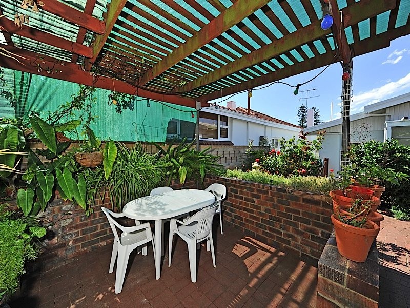 37 Boreham Street, Cottesloe WA 6011