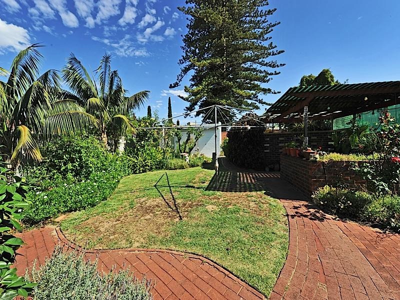 37 Boreham Street, Cottesloe WA 6011