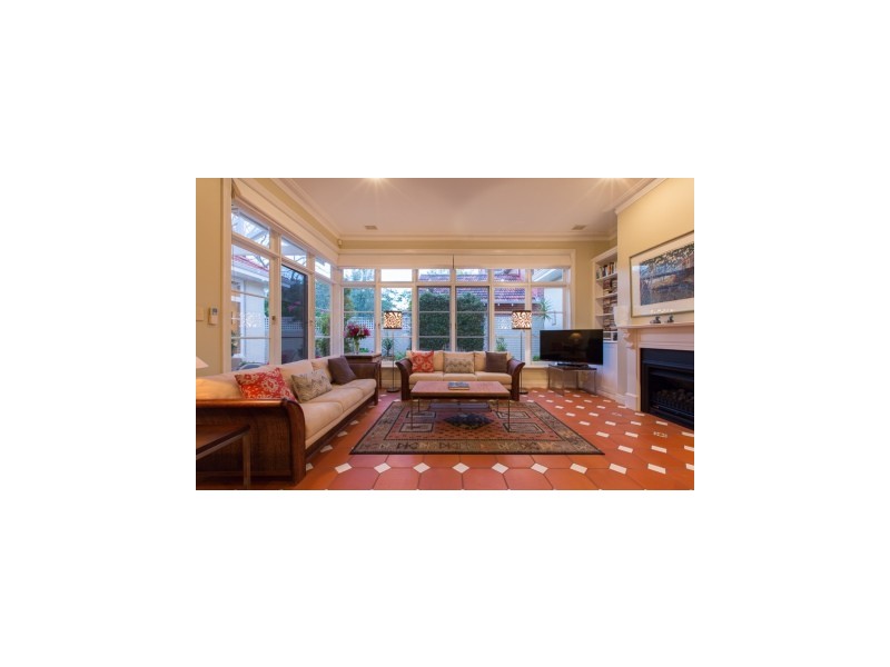 9 Grange Street, Claremont WA 6010