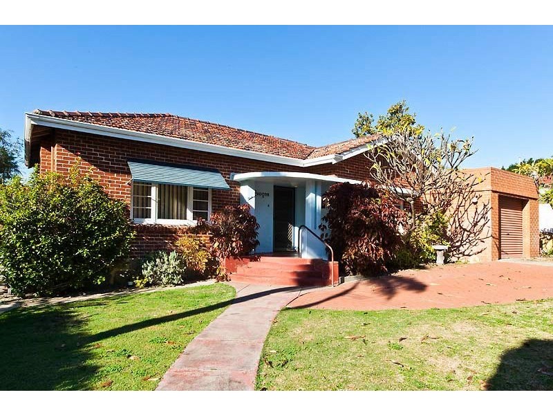 12 College Road, Claremont WA 6010