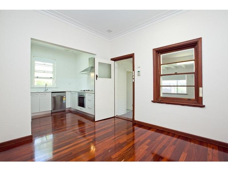 12 College Road, Claremont WA 6010