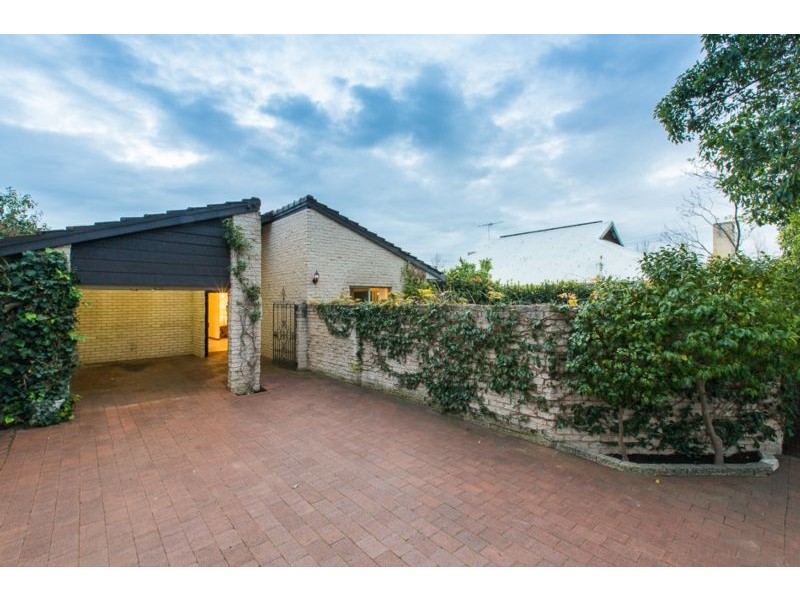 1 Dunbar Road, Claremont WA 6010