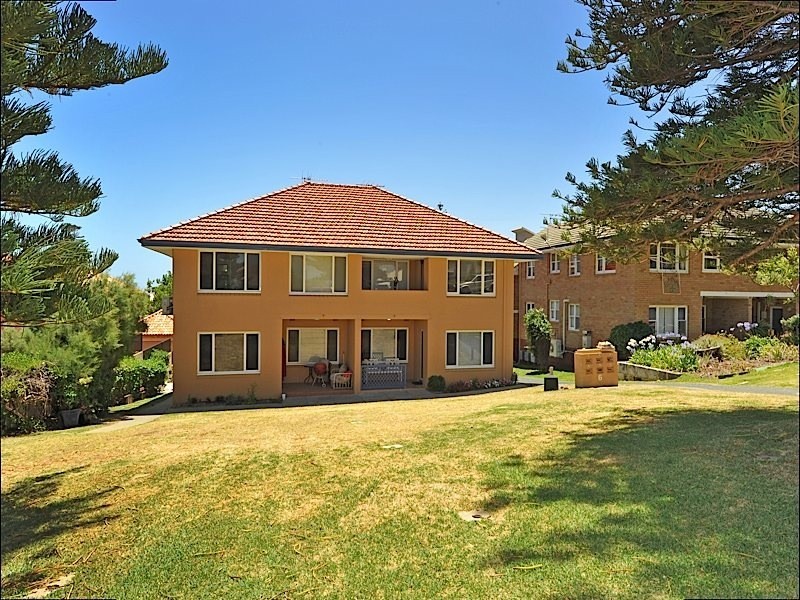 1/6 Salvado Street, Cottesloe WA 6011