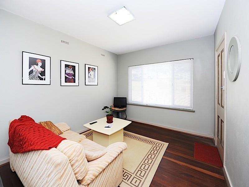 1/6 Salvado Street, Cottesloe WA 6011