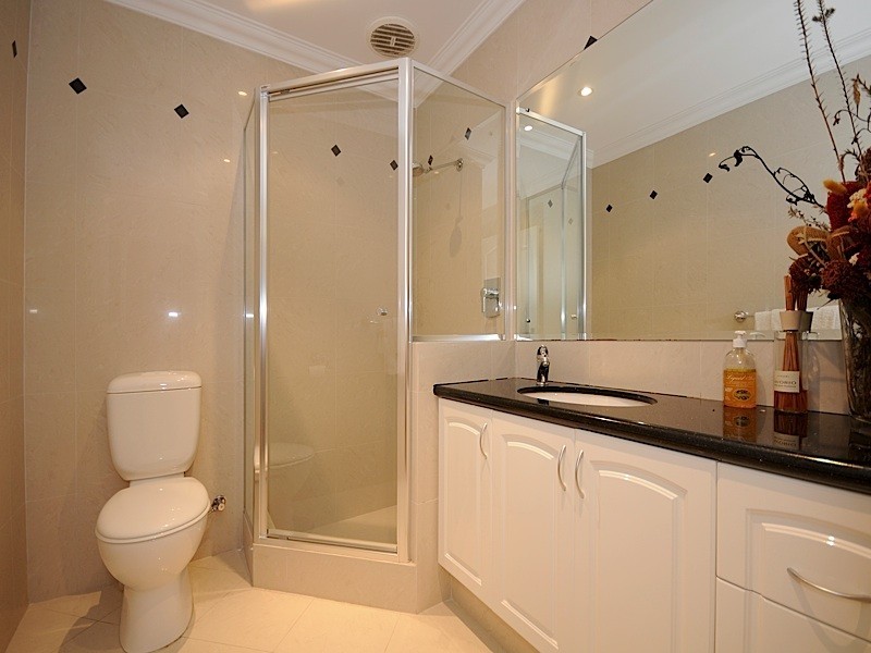 1 Chipperfield Court, Mosman Park WA 6012