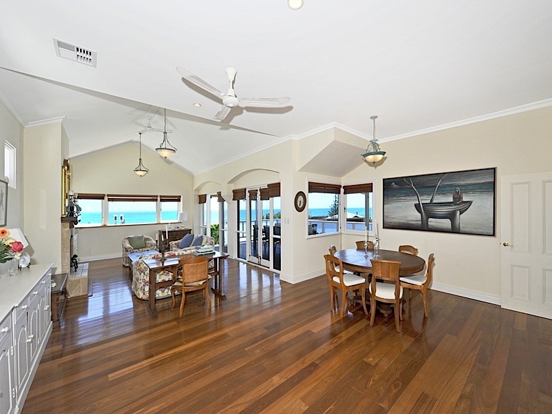 11 Walba Way, Swanbourne WA 6010