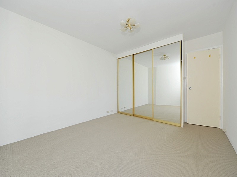 4C/25 Victoria Avenue, Claremont WA 6010