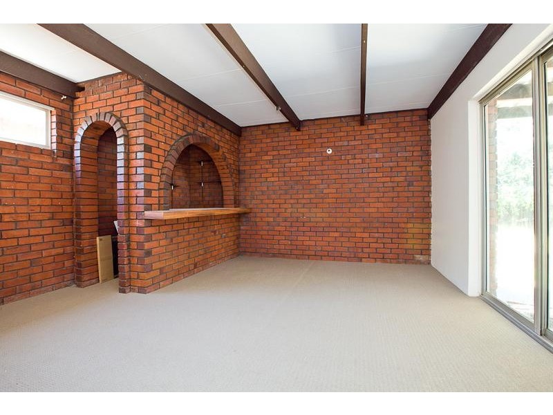 114 Cortis Way, Langford WA 6147