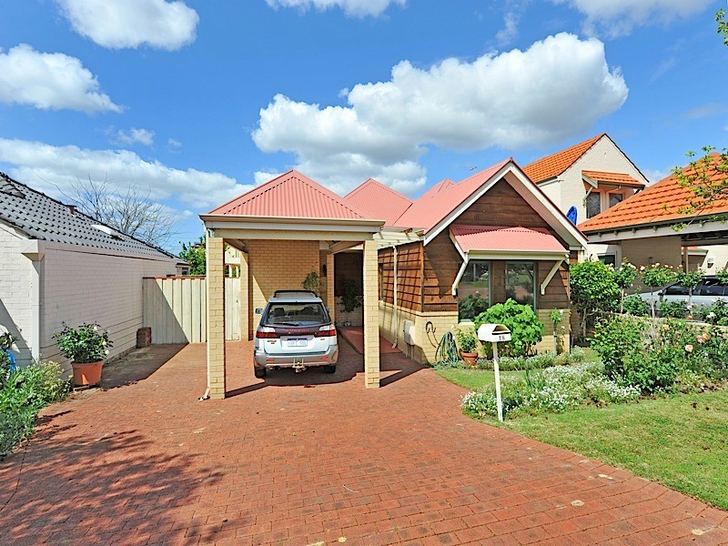 18 Godetia Gardens, Mount Claremont WA 6010