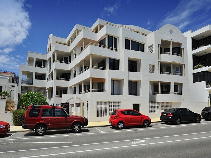 1/152 Marine Parade, Cottesloe WA 6011
