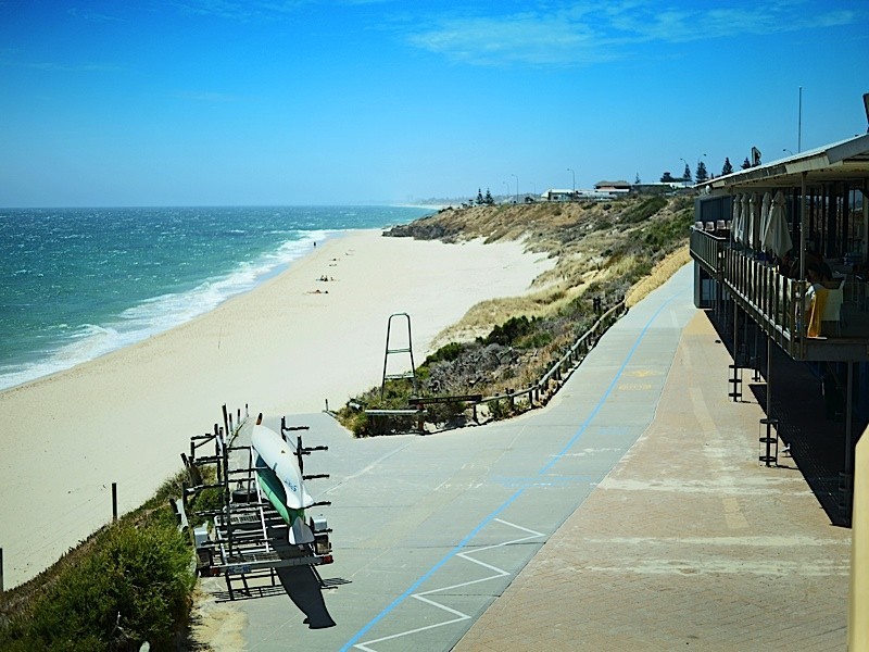 1/152 Marine Parade, Cottesloe WA 6011