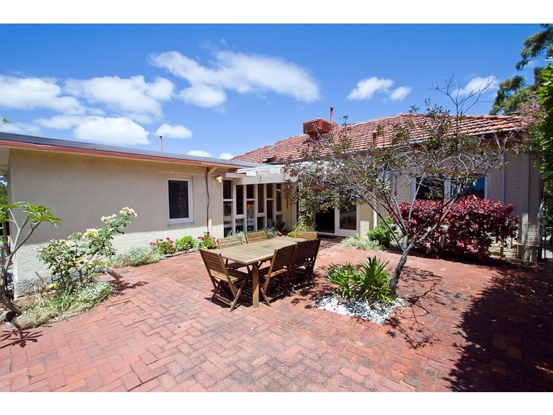 41 Beatrice Street, Dalkeith WA 6009