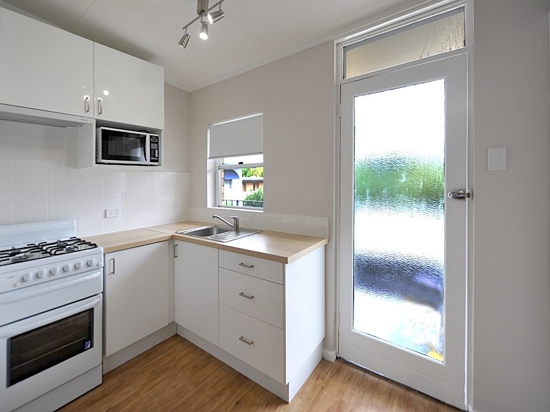 21/318 Canning Highway, Bicton WA 6157