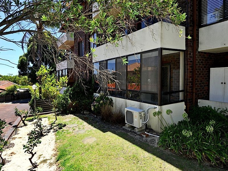4/453 Stirling Highway, Cottesloe WA 6011
