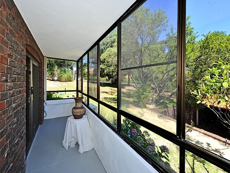 4/453 Stirling Highway, Cottesloe WA 6011