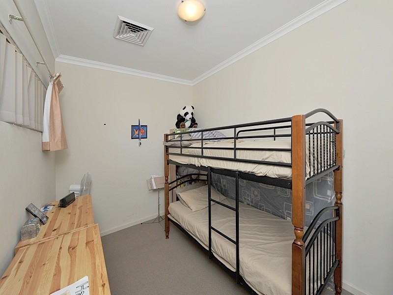 4/25 Flynn Street, Churchlands WA 6018