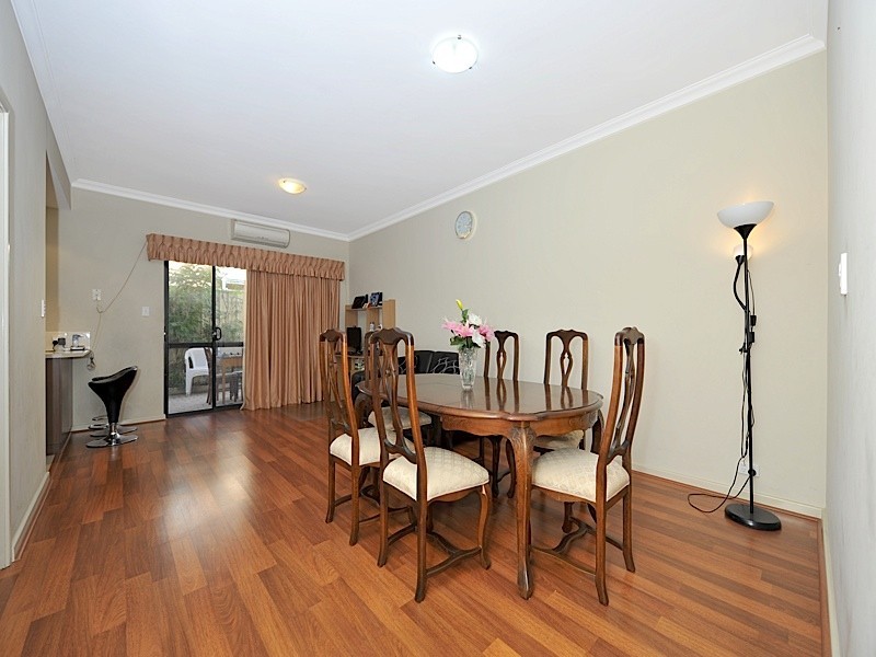 4/25 Flynn Street, Churchlands WA 6018