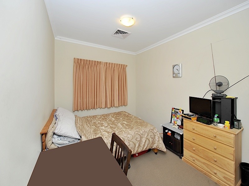 4/25 Flynn Street, Churchlands WA 6018