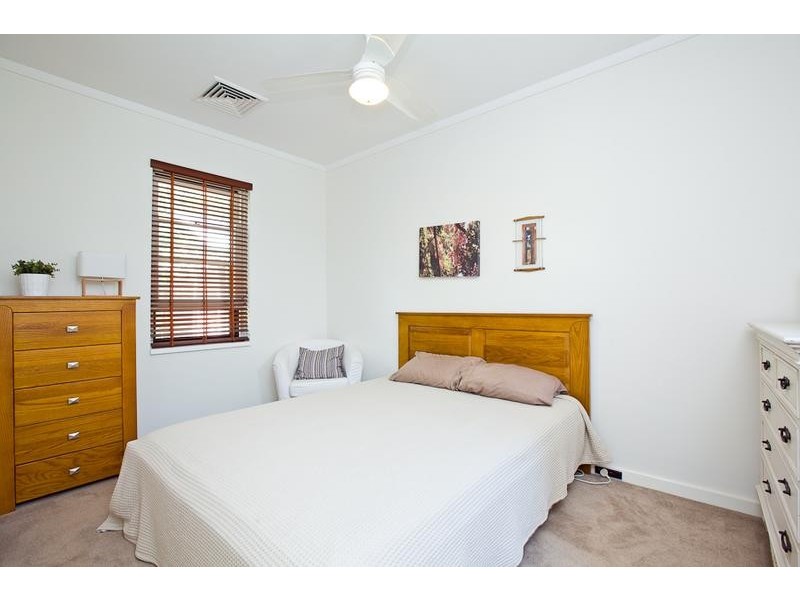 2/17 Airlie street, Claremont WA 6010