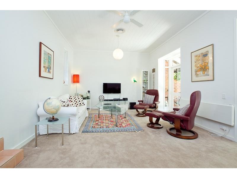 2/17 Airlie street, Claremont WA 6010