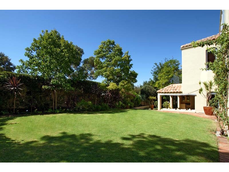 14 George Street, Cottesloe WA 6011