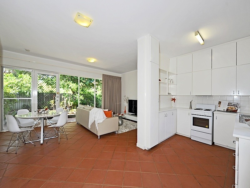 3/16 Caporn Street, Crawley WA 6009