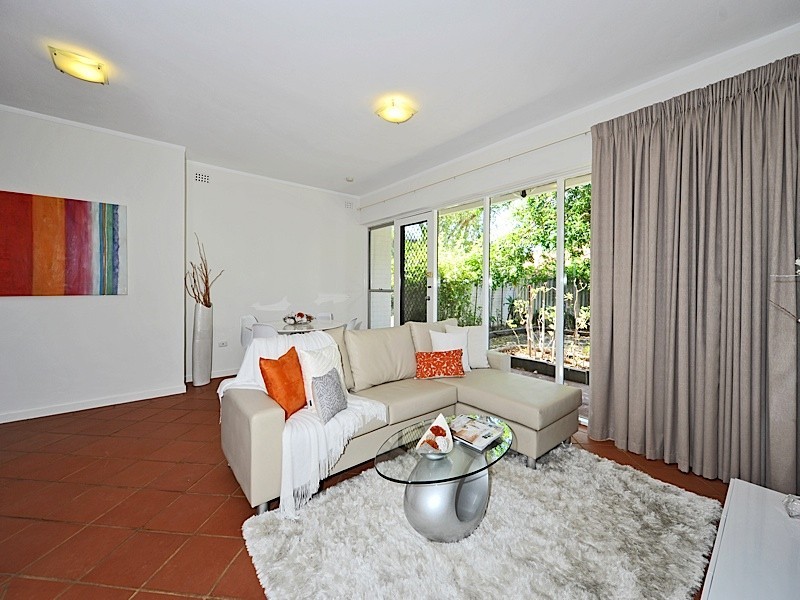 3/16 Caporn Street, Crawley WA 6009