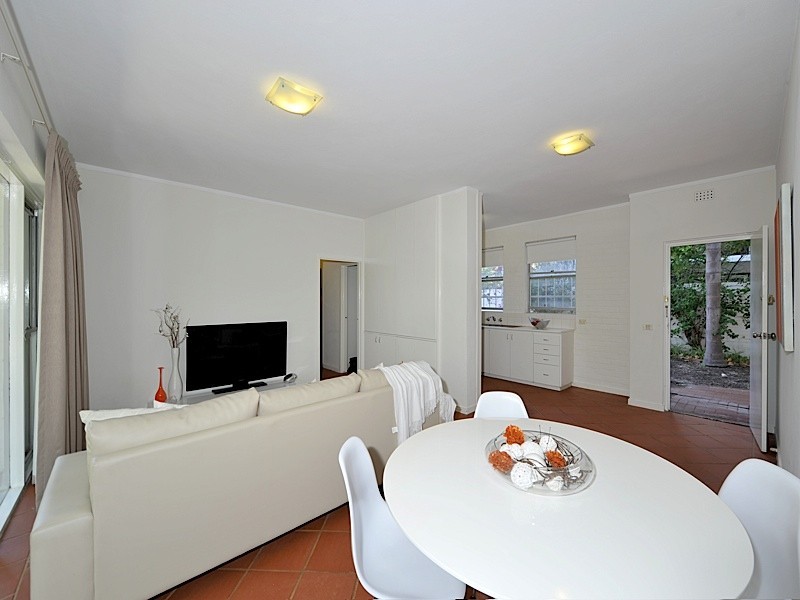 3/16 Caporn Street, Crawley WA 6009