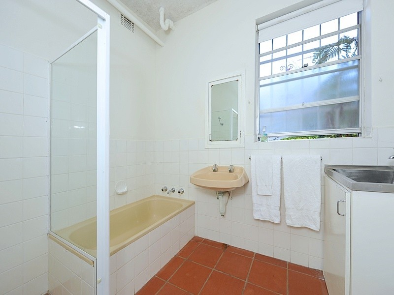 3/16 Caporn Street, Crawley WA 6009