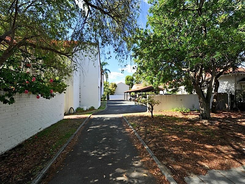 3/16 Caporn Street, Crawley WA 6009