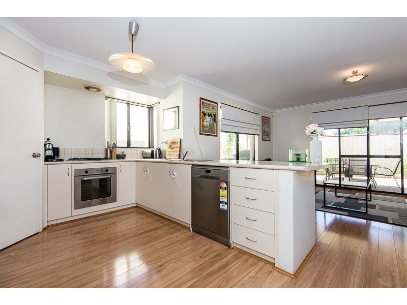 4 Hames Street, Hamilton Hill WA 6163