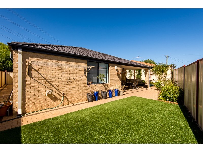4 Hames Street, Hamilton Hill WA 6163