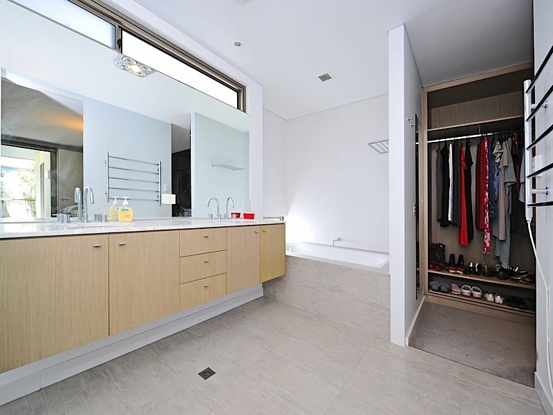 15A John Street, North Fremantle WA 6159