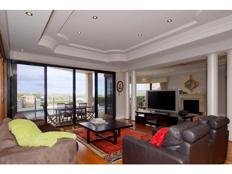 54 Hutchinson Avenue, Mosman Park WA 6012