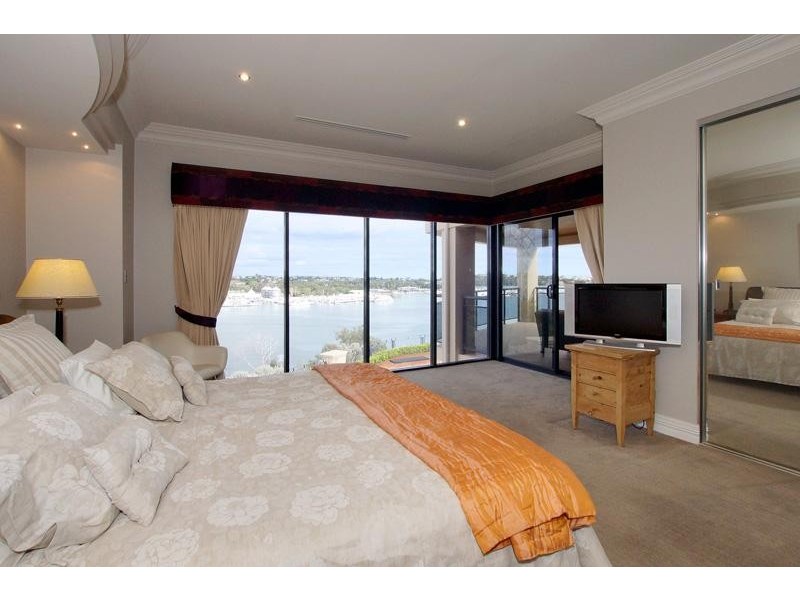 54 Hutchinson Avenue, Mosman Park WA 6012