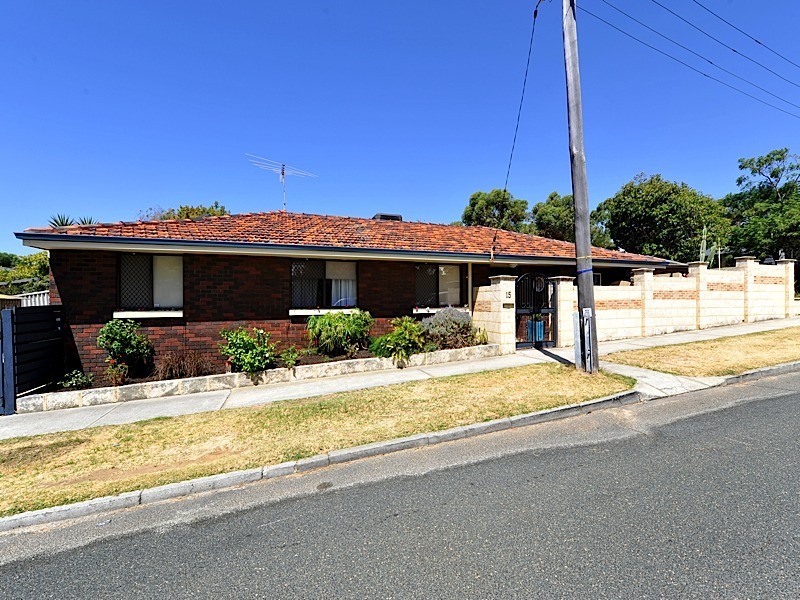 15 Albert Street, Mosman Park WA 6012