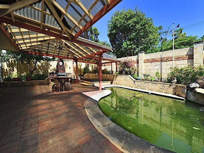 15 Albert Street, Mosman Park WA 6012