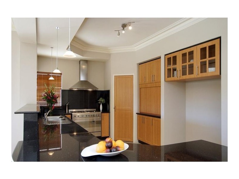 13 Faulkner Circle, Mosman Park WA 6012