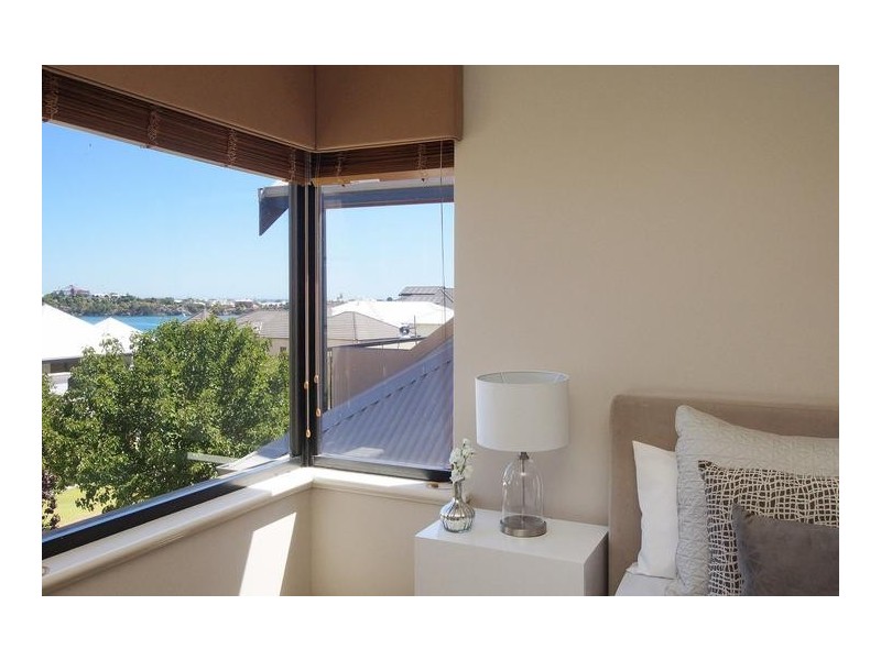 13 Faulkner Circle, Mosman Park WA 6012