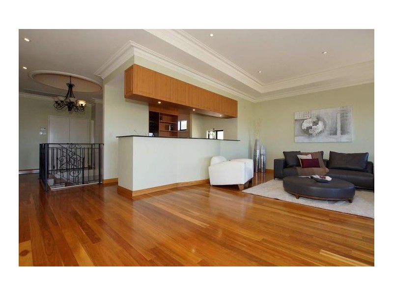 13 Faulkner Circle, Mosman Park WA 6012