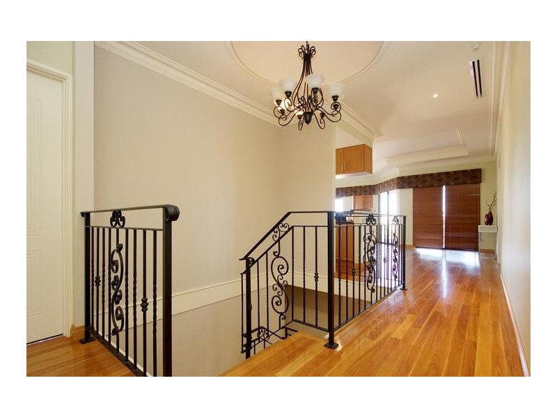 13 Faulkner Circle, Mosman Park WA 6012