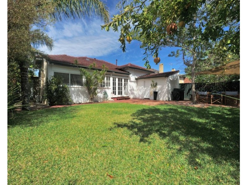 43 North Street, Swanbourne WA 6010