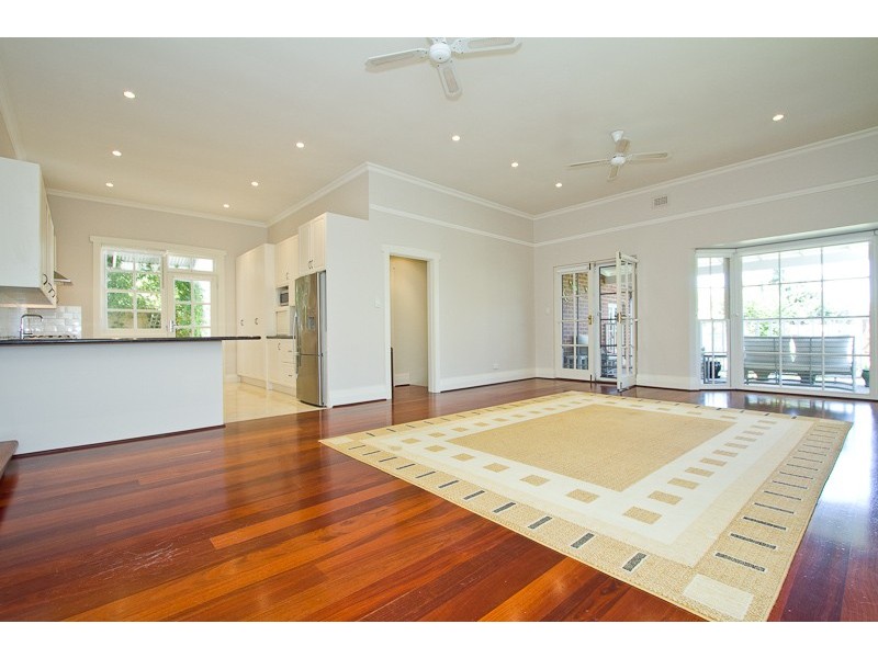 14 Portland Street, Nedlands WA 6009