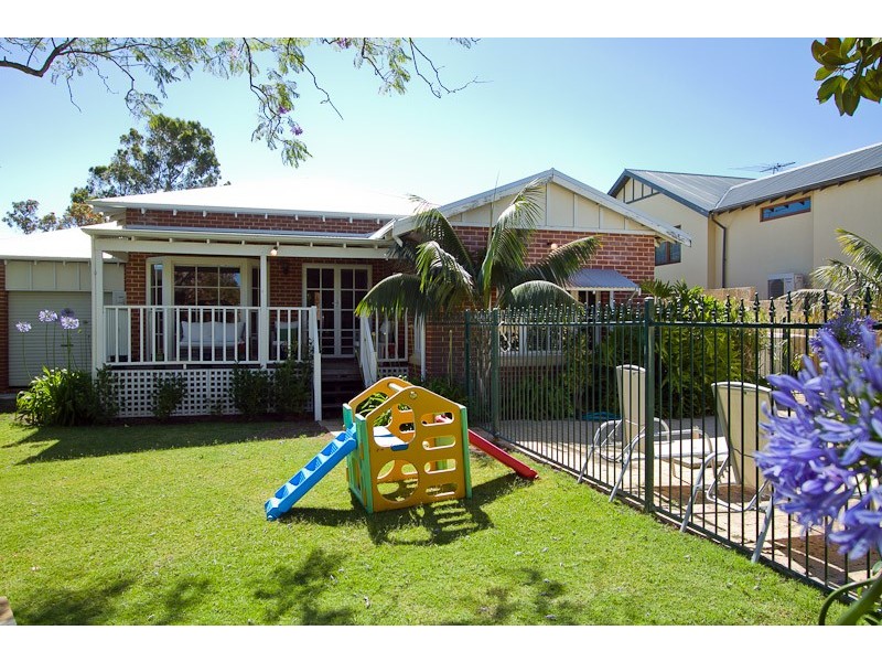 14 Portland Street, Nedlands WA 6009