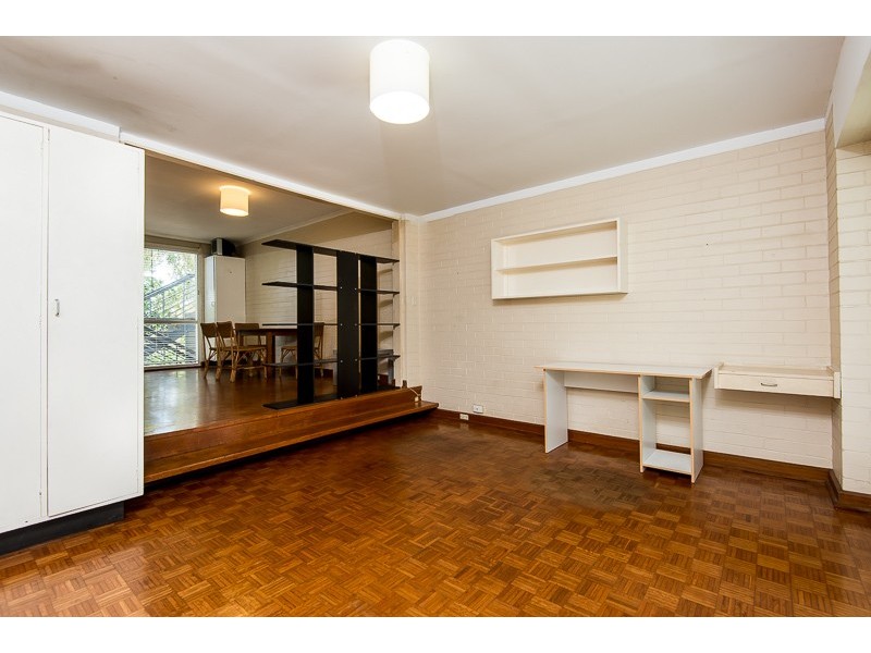 209/14 McNamara, Cottesloe WA 6011