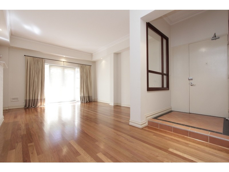 2/14 Athelstan Road, Cottesloe WA 6011