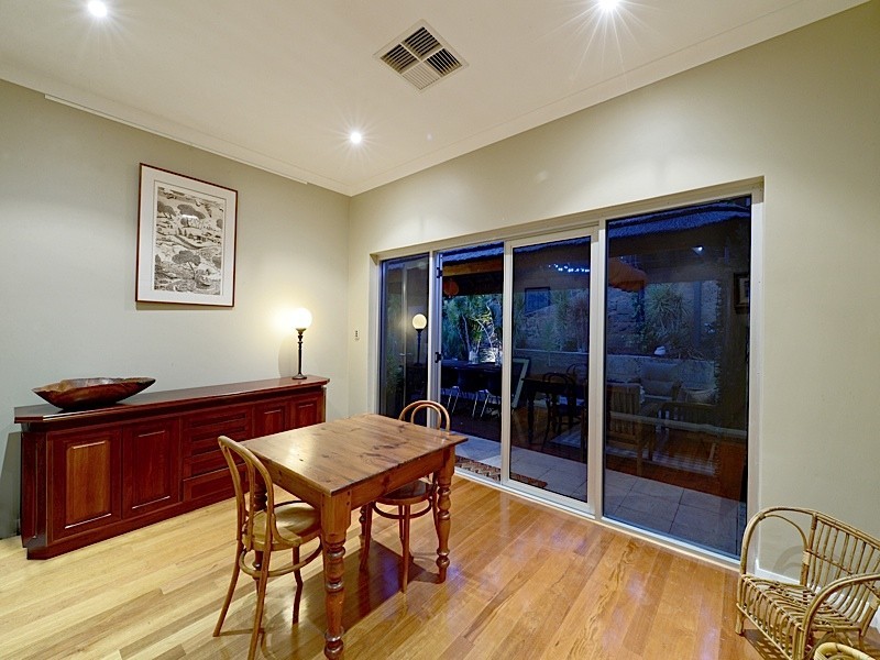 19 McClemans Road, Mount Claremont WA 6010