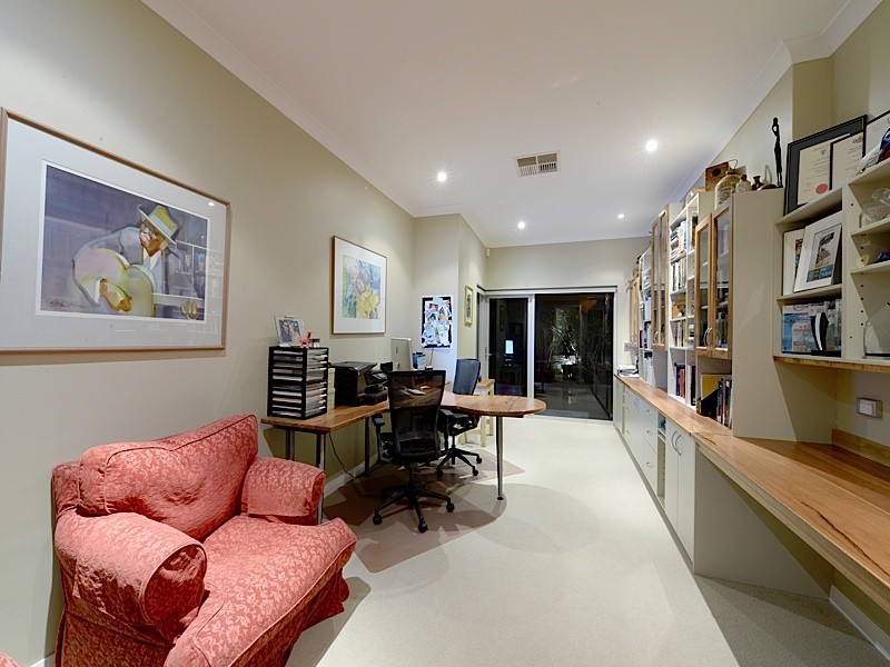 19 McClemans Road, Mount Claremont WA 6010