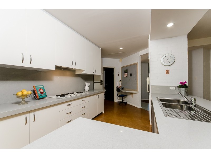 8 Euston Street, Wembley Downs WA 6019