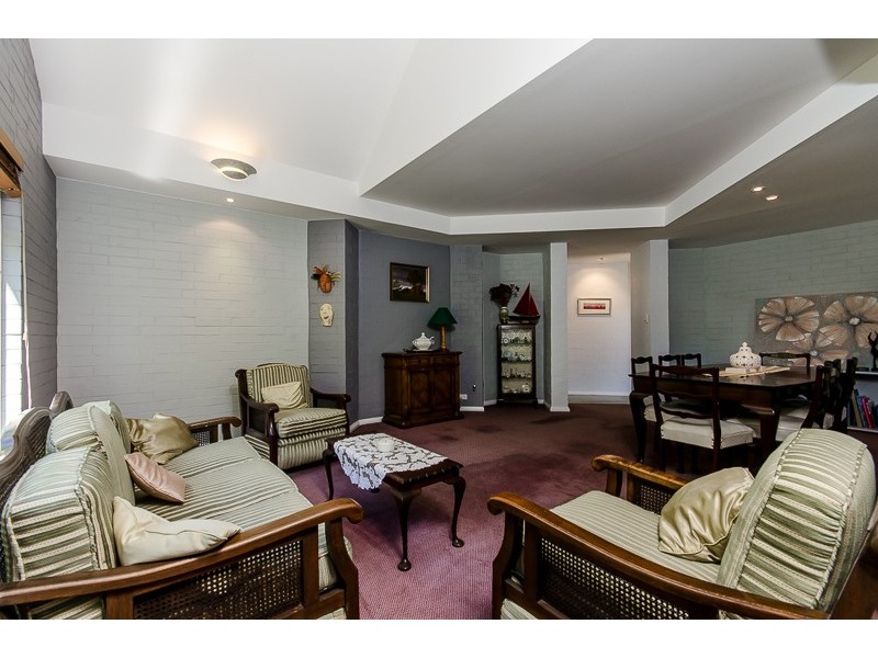 8 Euston Street, Wembley Downs WA 6019